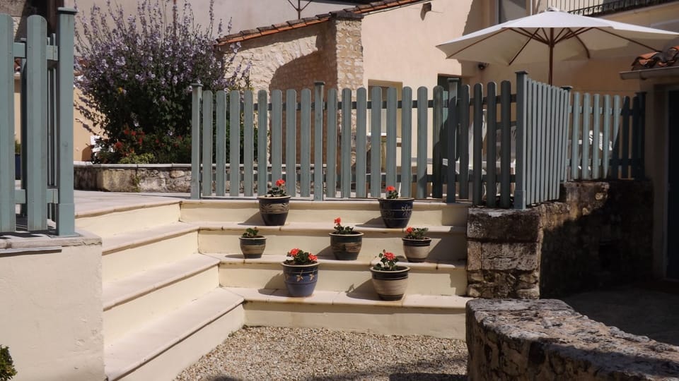 Steps up to pool area.