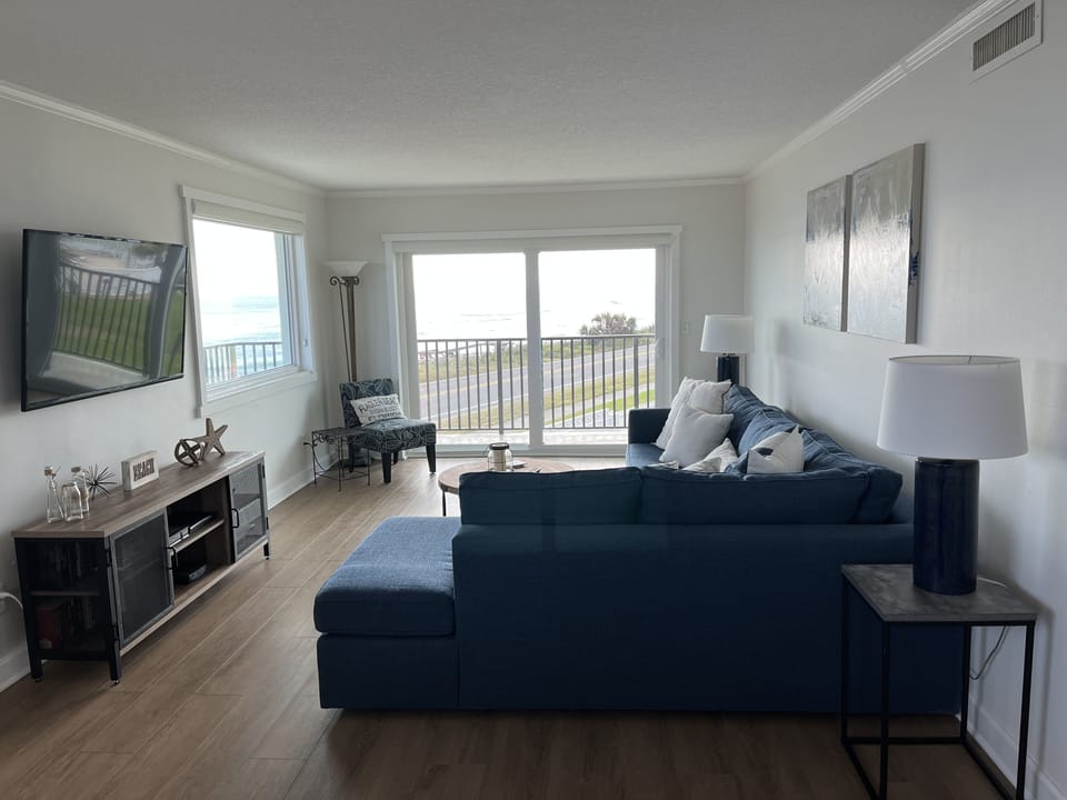 Living Room with an ocean view