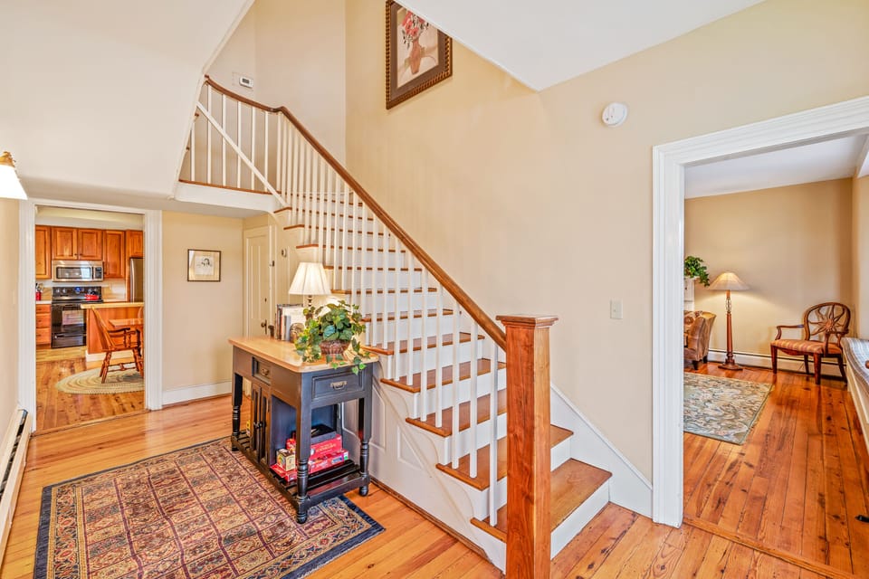 1st floor hallway