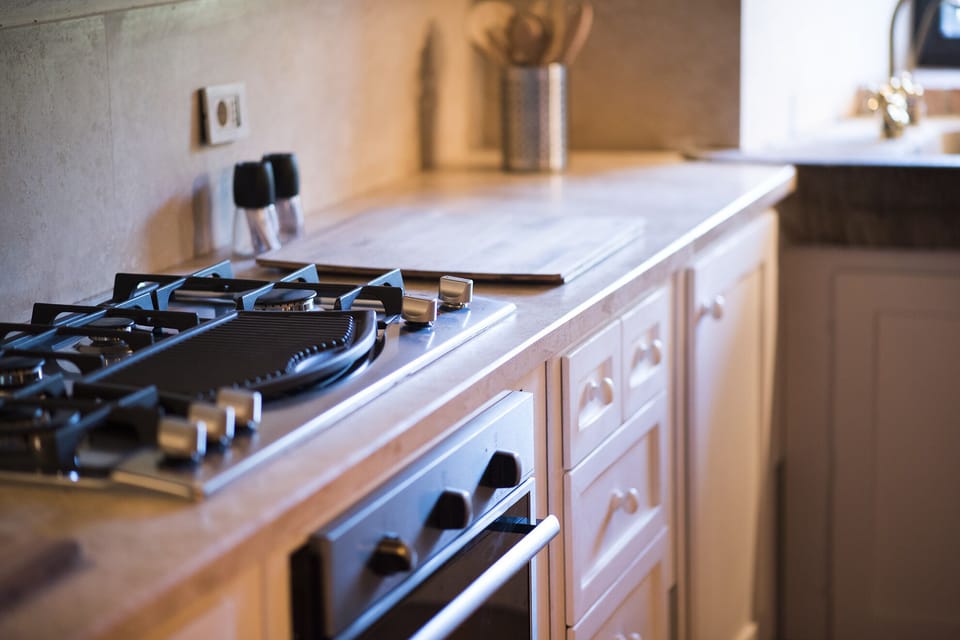 Gourmet kitchen
