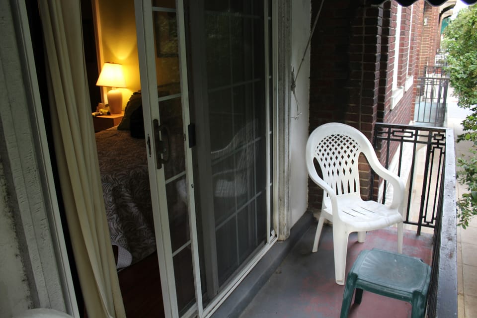 Savannah room balcony