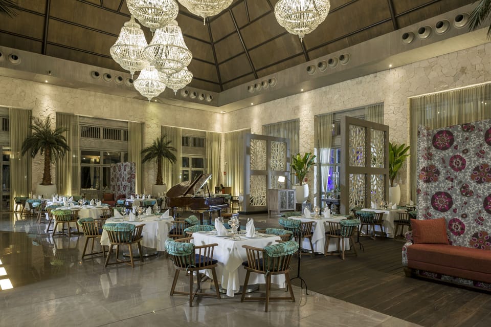 Azur restaurant