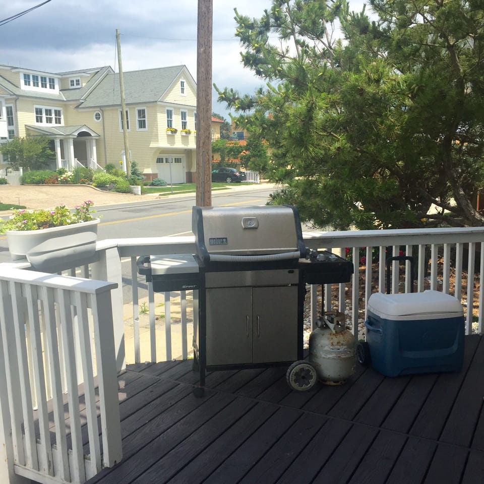 Grill, coolers and everything you need for barbecue and beach