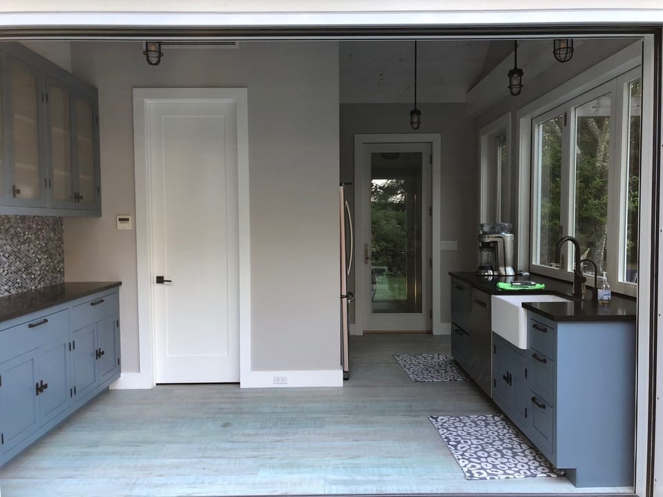 pool house kitchen - indoor/outdoor shower. dish washer. margarita machine