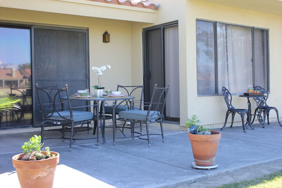Who doesn't love dining outdoors overlooking beautiful views?!