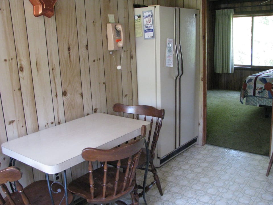 Dining area in kitchen