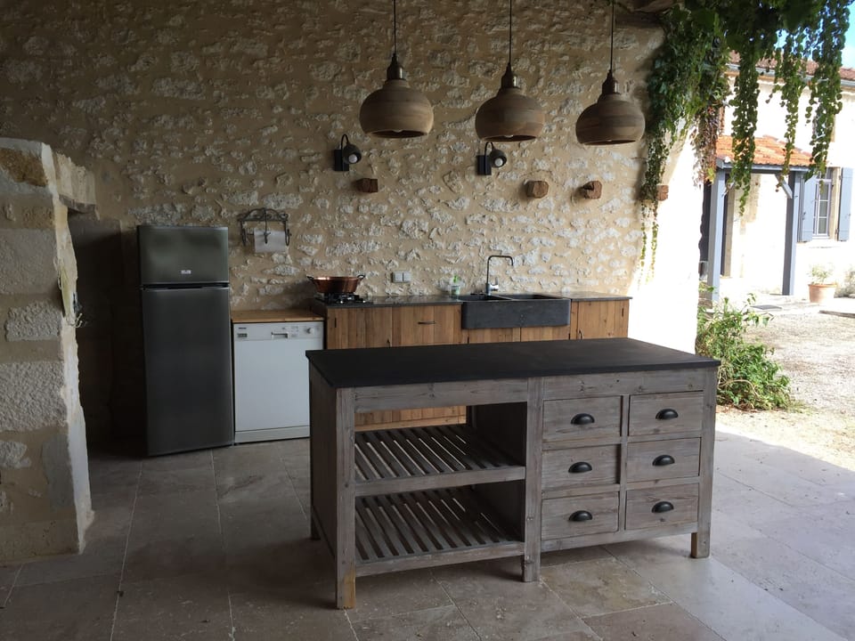 Summer kitchen