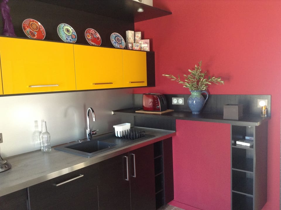 the flat - the kitchen