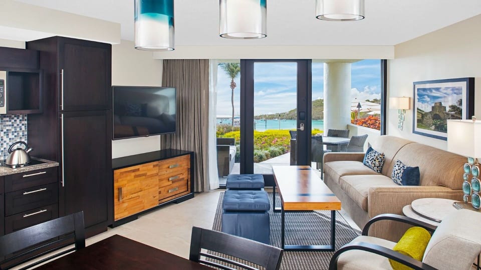 Decor and view may vary depending upon villa size, please ask.