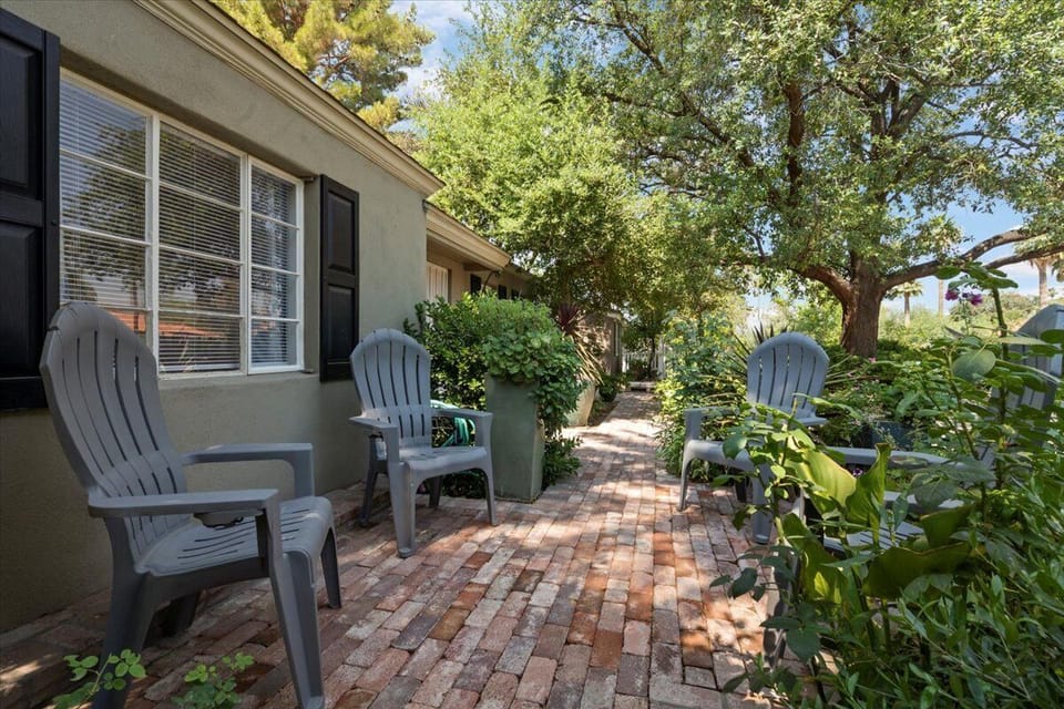 Front courtyard