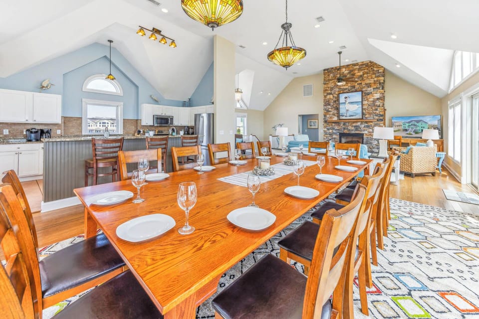 Surf or Sound Realty - 214 - Prince of Tides - Dining Area -3