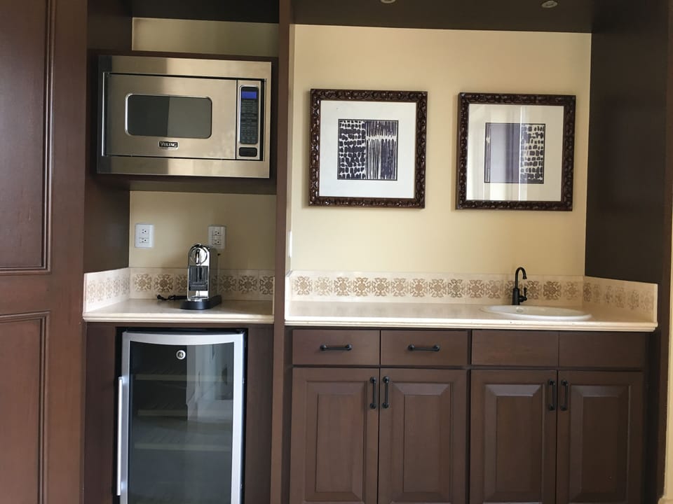 Hidden coffee maker/fridge & microwave upstairs - for early risers!