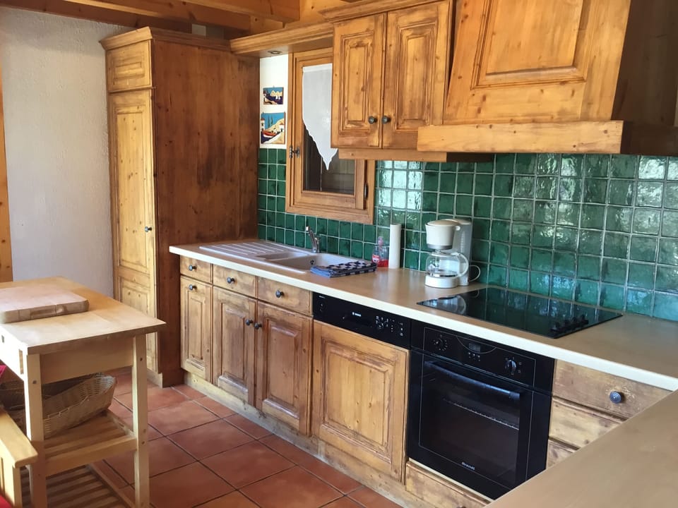 Kitchen area 