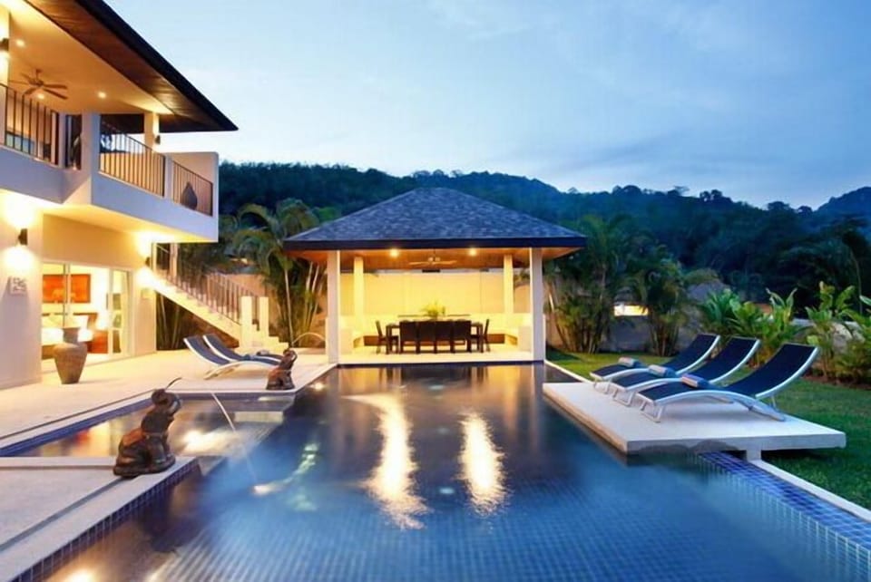 Jade Villa (7BR) Nai Harn, Phuket