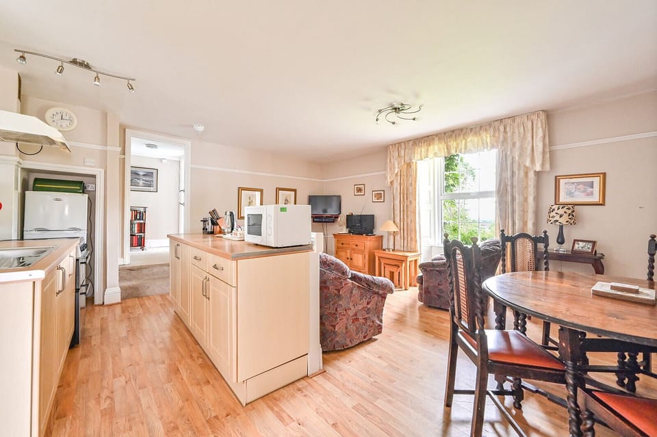 Lounge, dining room and integral kitchen