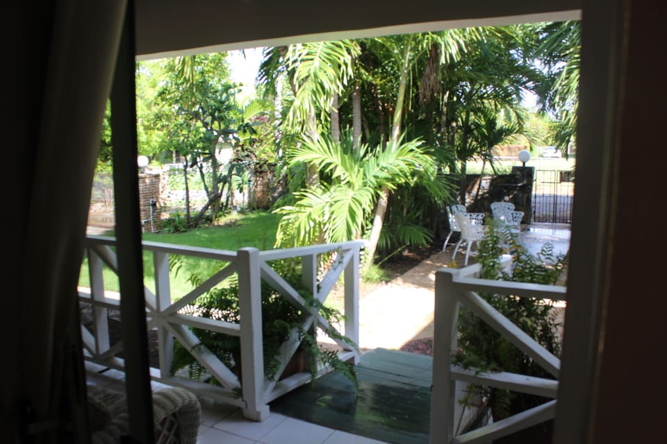 Front porch, handicap ramp