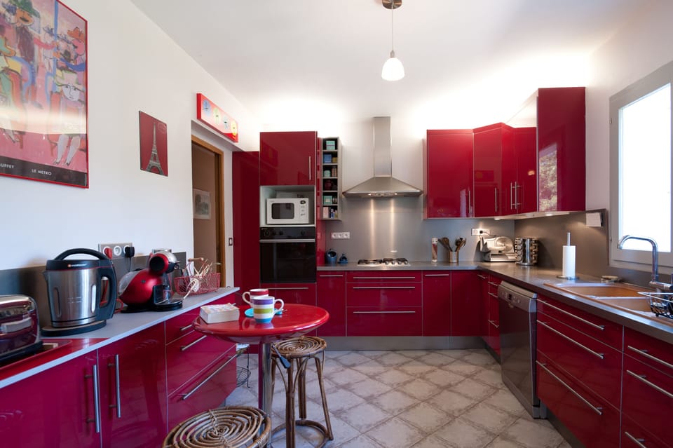 Kitchen
1st floor