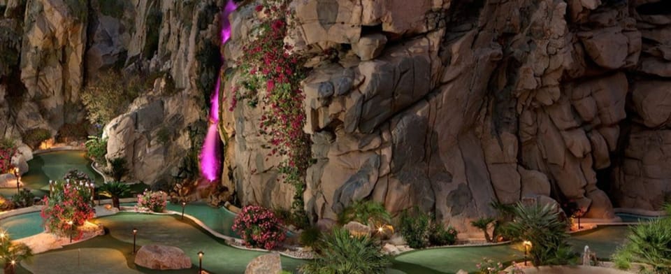 Miniature Golf at Playa Grande