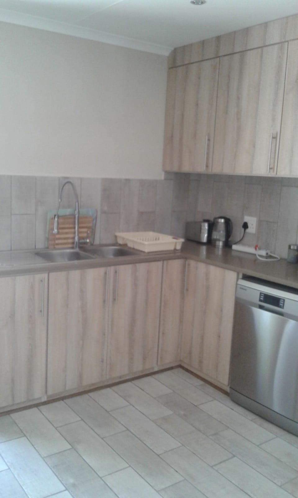 Kitchen with dishwasher etc