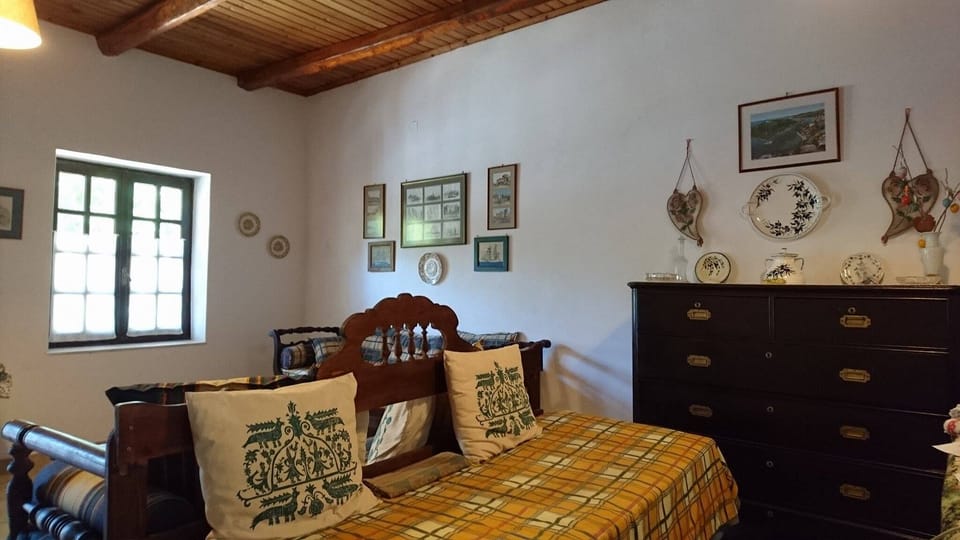 Antique venecian furniture