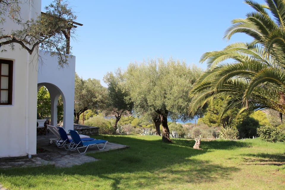 holiday home and garden