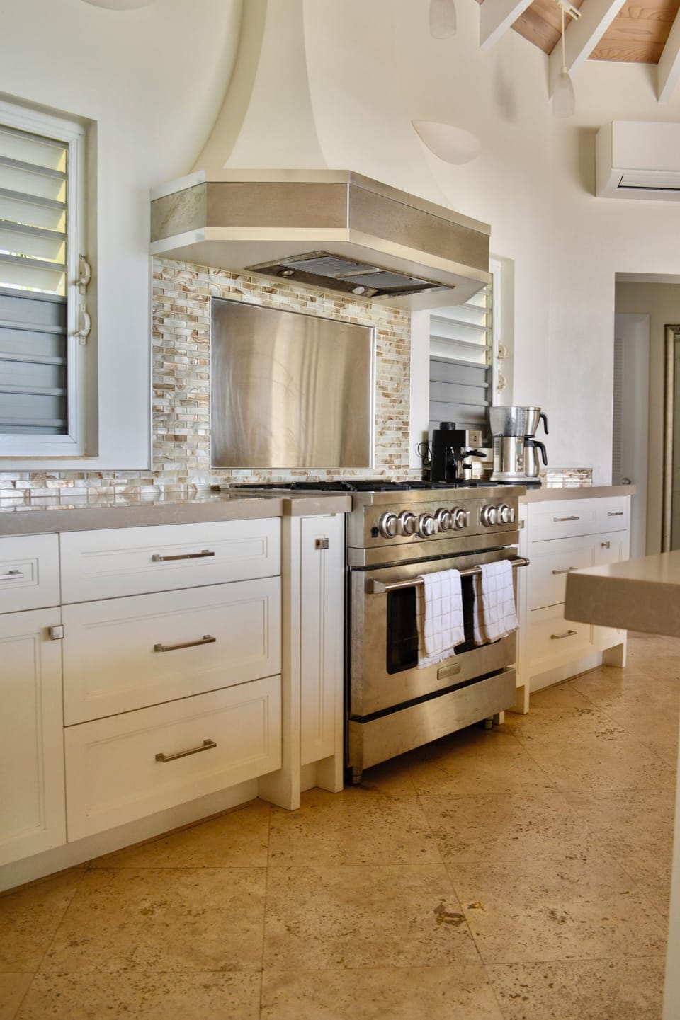 Kitchen with gas range