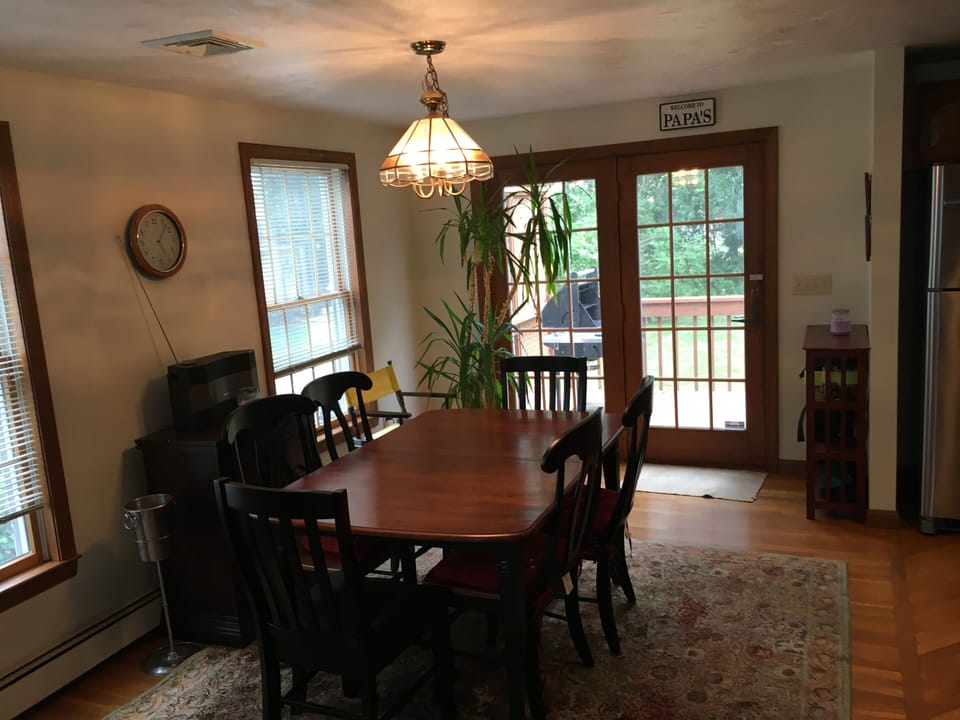 Dining room - open to kitchen