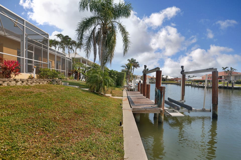 Dock and view