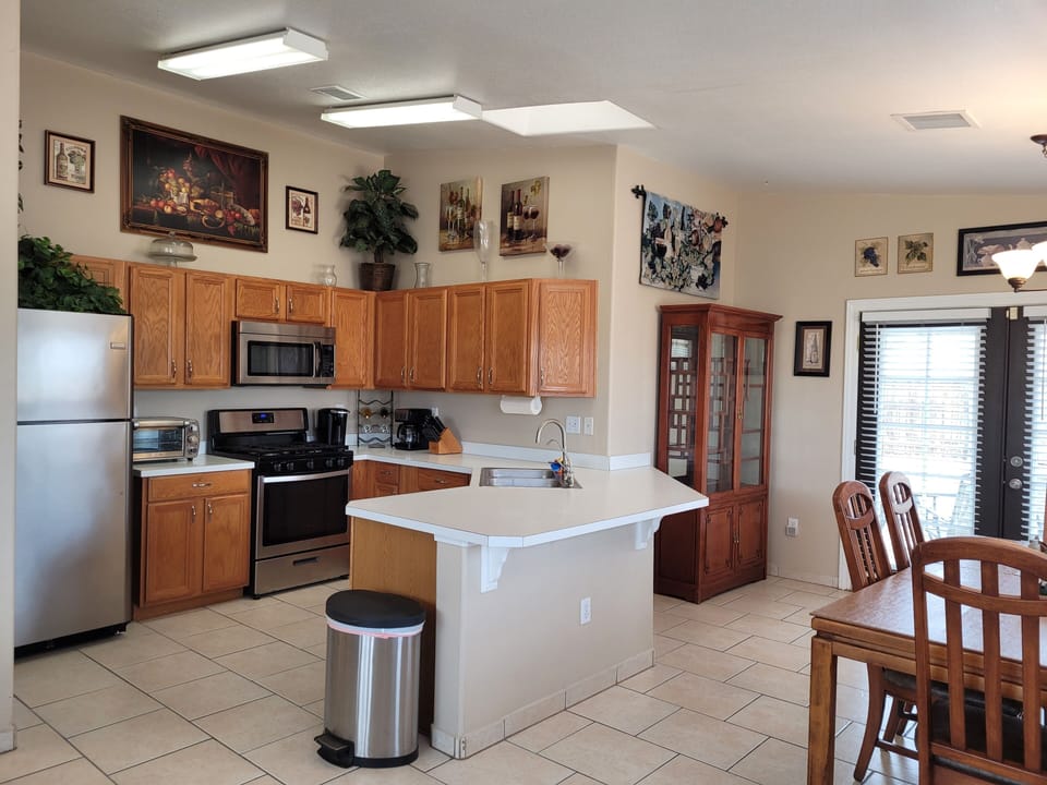 Kitchen
