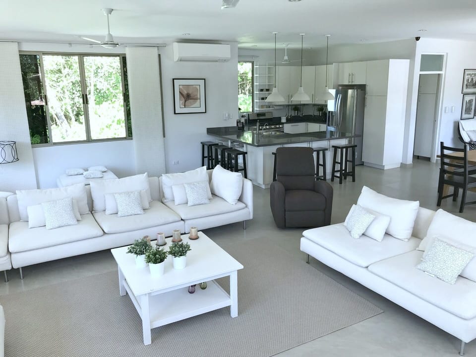 Living Room, Kitchen