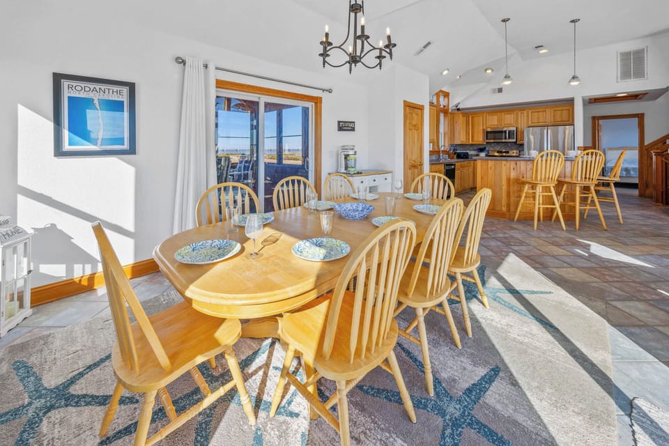 Surf or Sound Realty - 522 - Sun Dog - Dining Area -3
