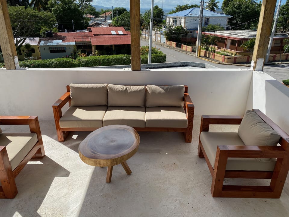 3rd Floor Guest Area and BBQ grill