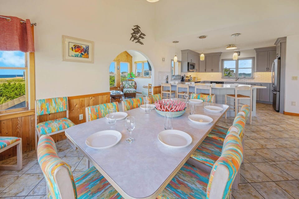 Surf or Sound Realty - 389 - Salty Dawg - Dining Area -3