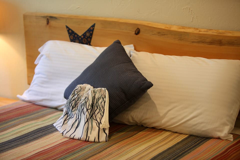 Standard Queen Room