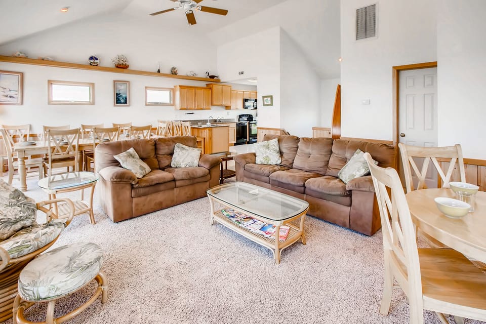 Surf-or-Sound-Realty-Surf-Side-287-Great-Room