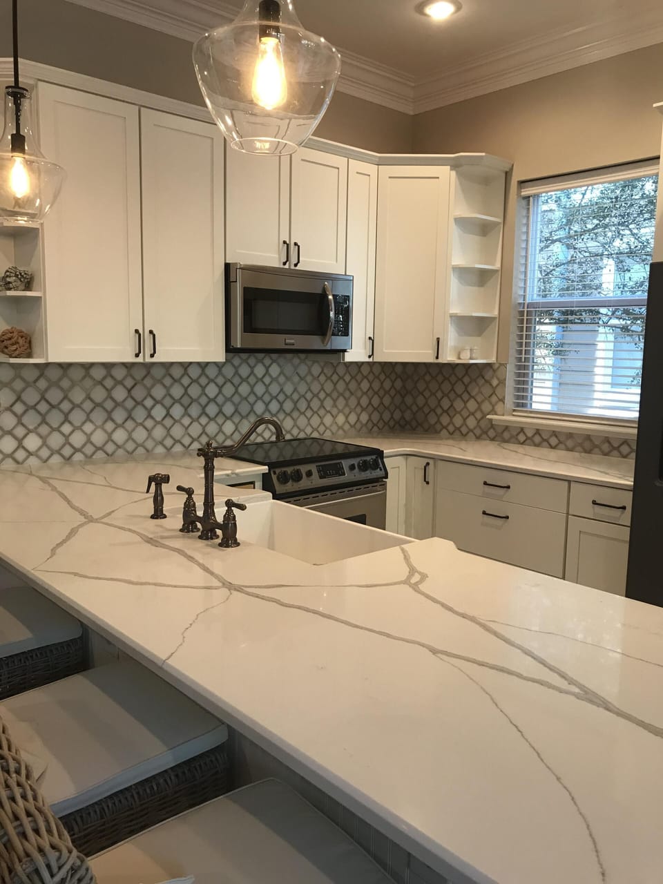 Fully equipped kitchen with everything you need to make a gourmet meal!