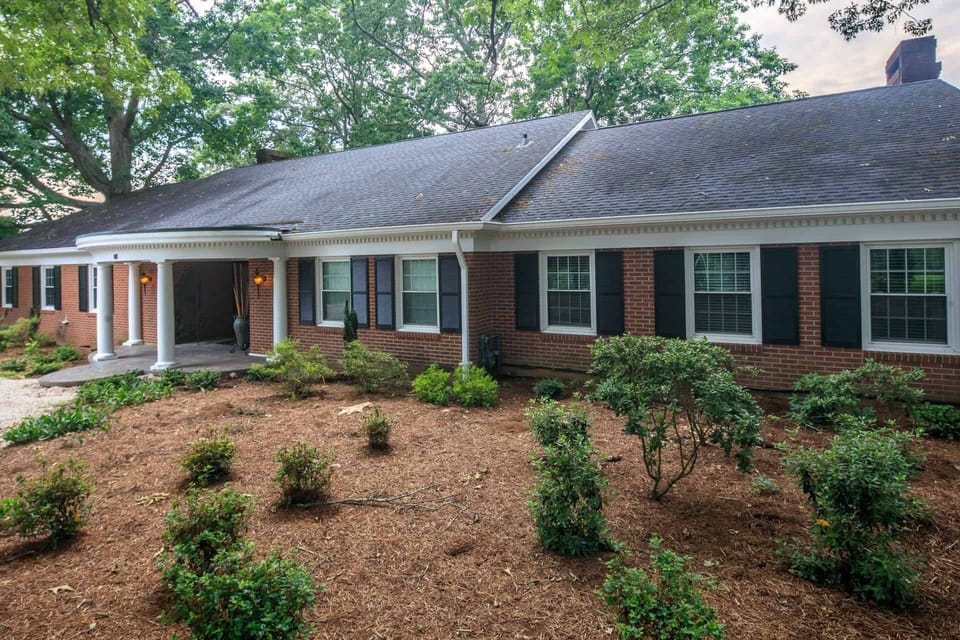Exterior202