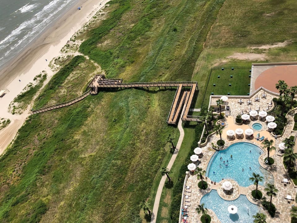 Access to the beach