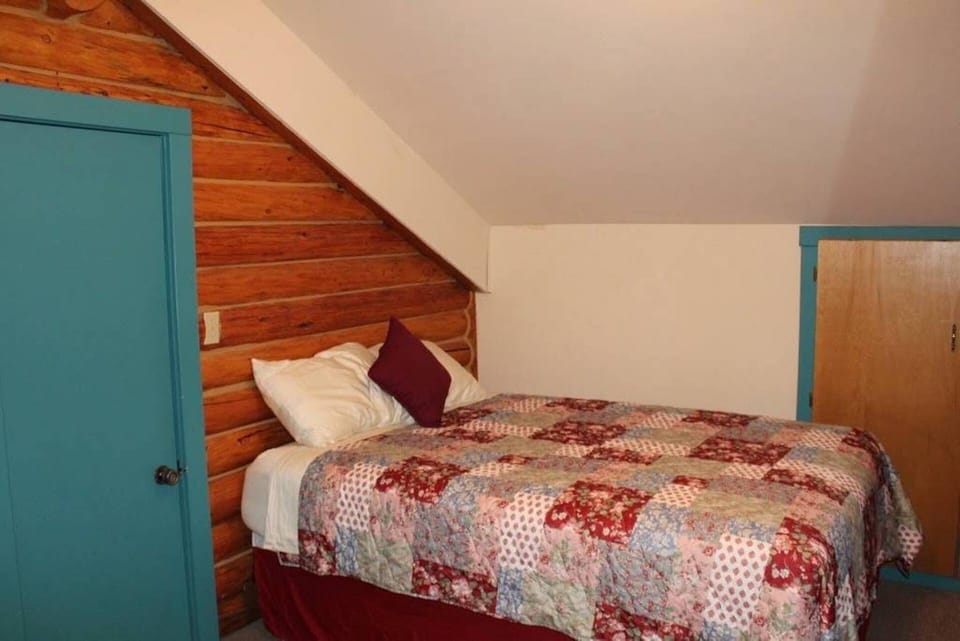 Bedroom #1