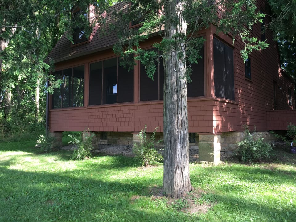 The front of the cottage