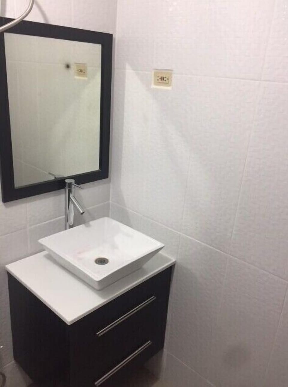 Bathroom vanity