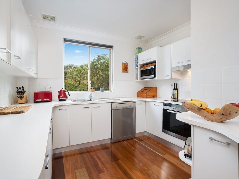 Bright North Facing Kitchen 
