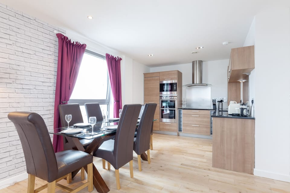 Dining Kitchen Area
