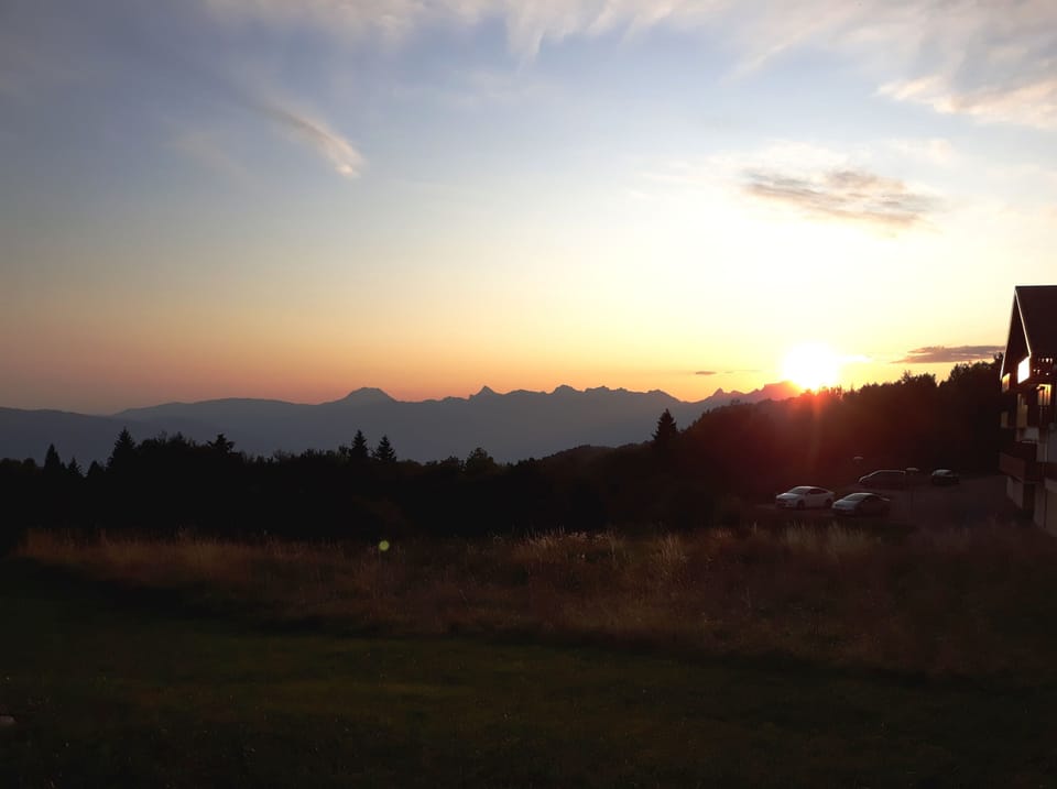 Le lever du soleil à 7h00 au mois d'août