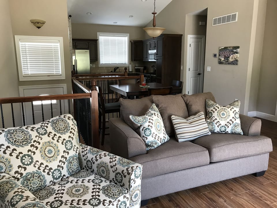 Main Level - Living area