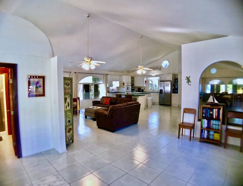 Living room 2
