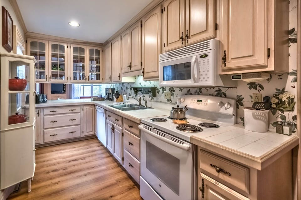 Shared Fully Equipped Kitchen