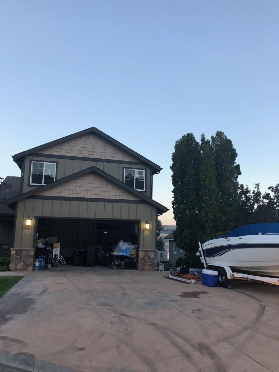 Boats can be stored overnight with this long driveway