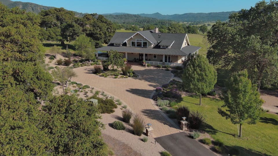 Front of Ranch House with circular drive.