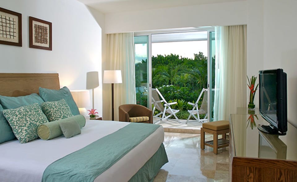 The Bliss Master Room Suite with Balcony